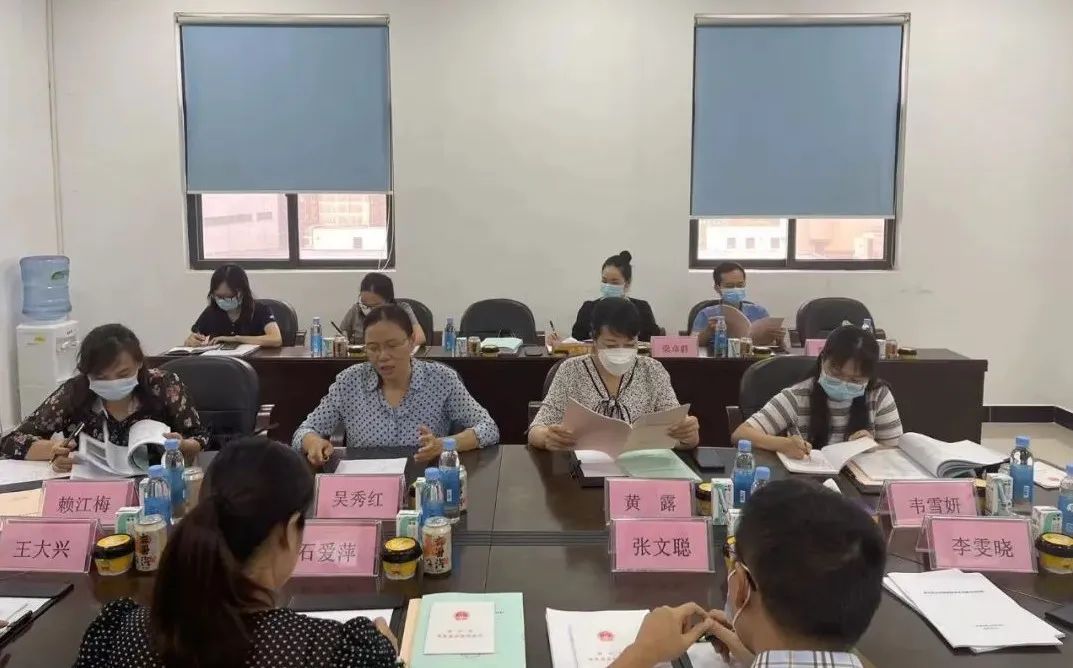 南寧市民族宗教事務(wù)委員會(huì)黨組書(shū)記、主任吳秀紅到皇氏乳業(yè)調(diào)研民族團(tuán)結(jié)創(chuàng)建工作